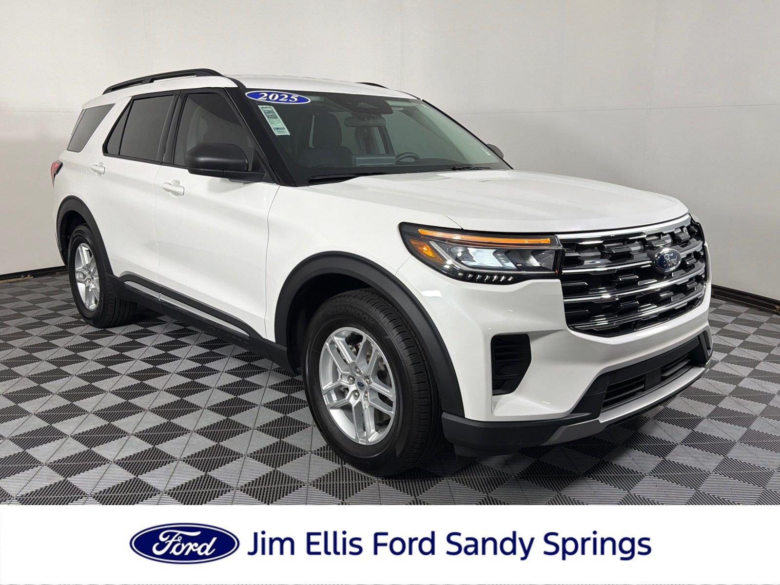 2025 Ford Explorer
