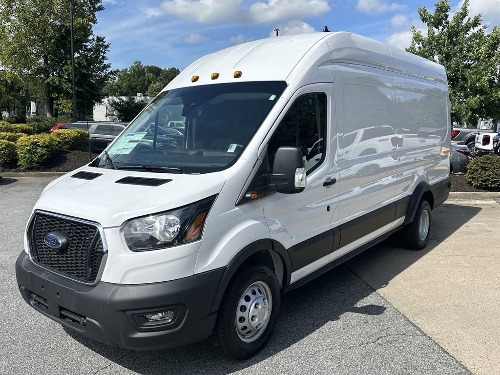 2024 Ford Transit photo 2
