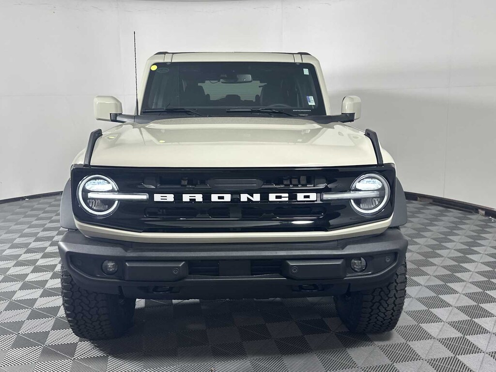 New 2026 Ford Bronco Outer Banks SUV
