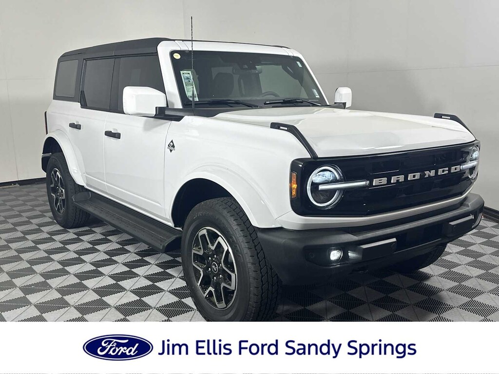 New 2026 Ford Bronco Outer Banks SUV
