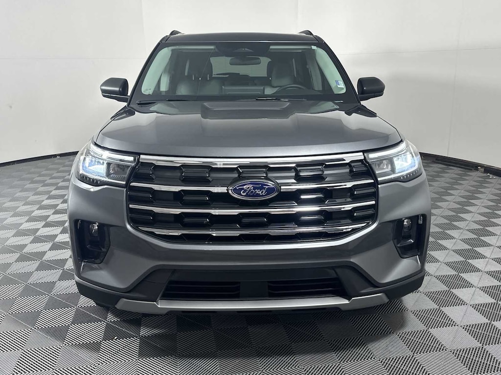 Used 2025 Ford Explorer Active SUV