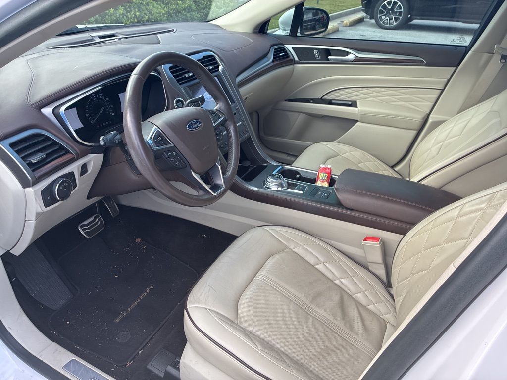 2017 Ford Fusion Platinum photo 3