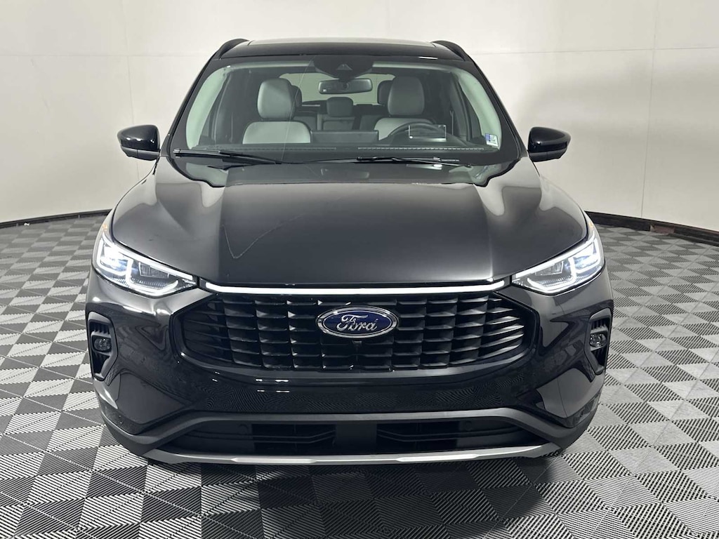 New 2026 Ford Escape PHEV SUV