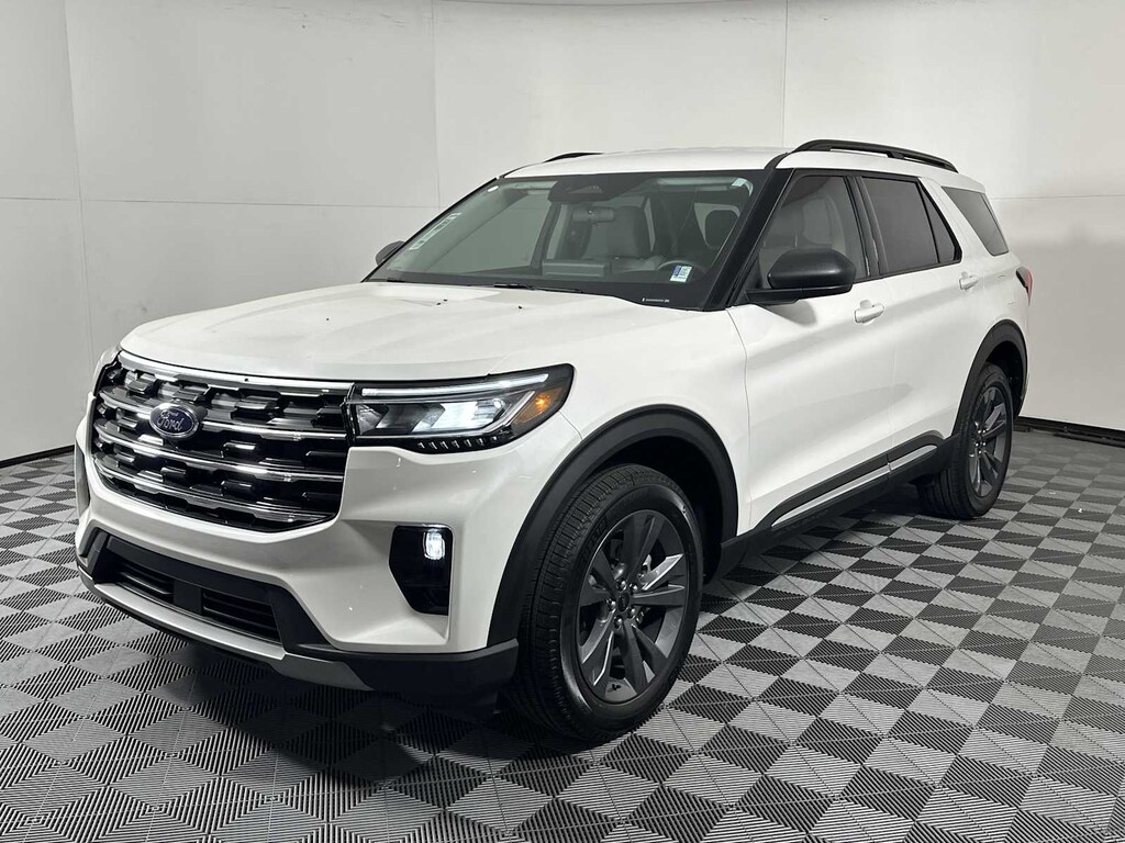 New 2025 Ford Explorer Active SUV