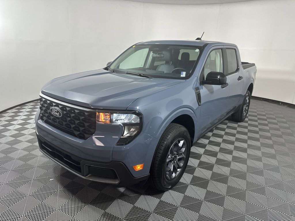 2025 Ford Maverick XLT photo 3