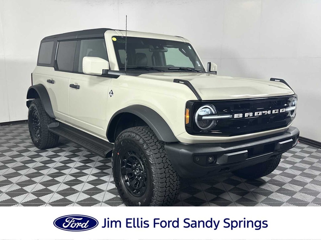 New 2026 Ford Bronco Outer Banks SUV