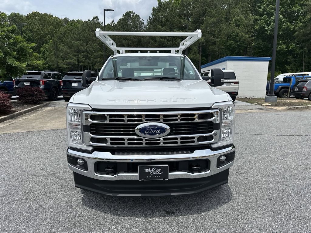 2024 Ford F-350 XL photo 3