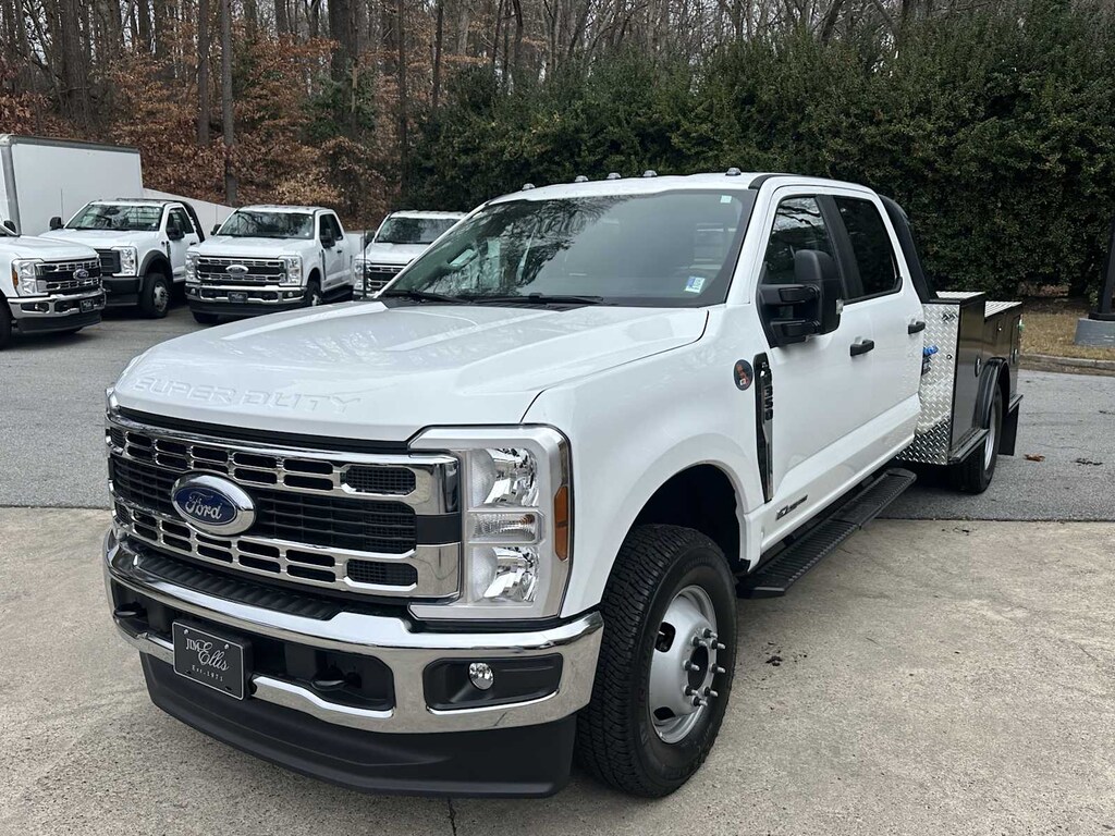 New 2026 Ford F-350 Chassis Truck Crew Cab