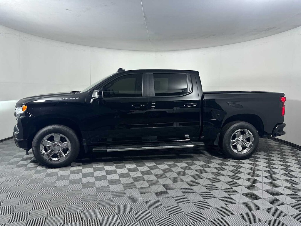 Used 2025 Chevrolet Silverado 1500 RST Truck Crew Cab