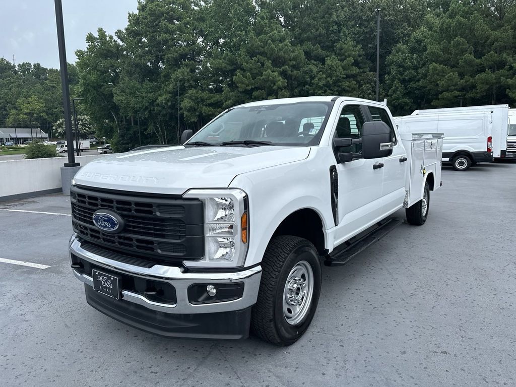 2024 Ford F-250 XL photo 4