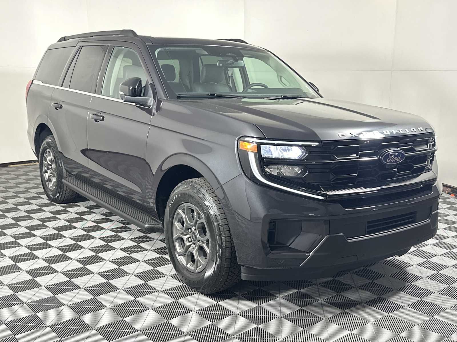 2026 Ford Expedition Active