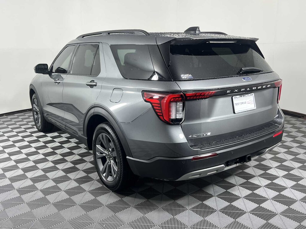 Used 2026 Ford Explorer Active SUV