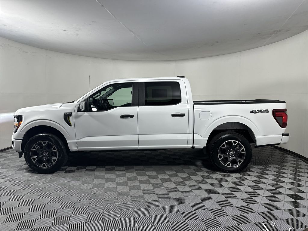 2025 Ford F-150 STX photo 4