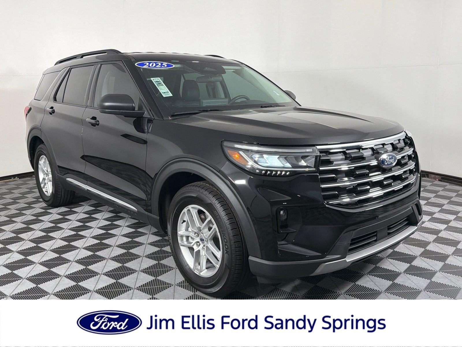 2025 Ford Explorer