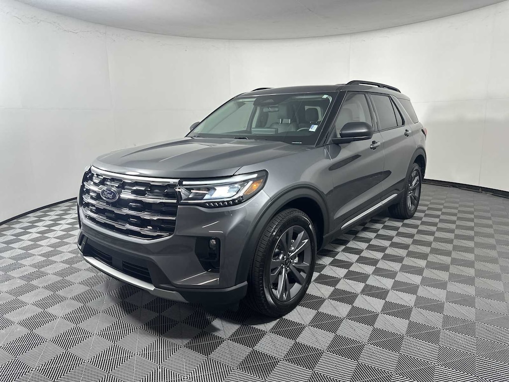 Used 2025 Ford Explorer Active SUV
