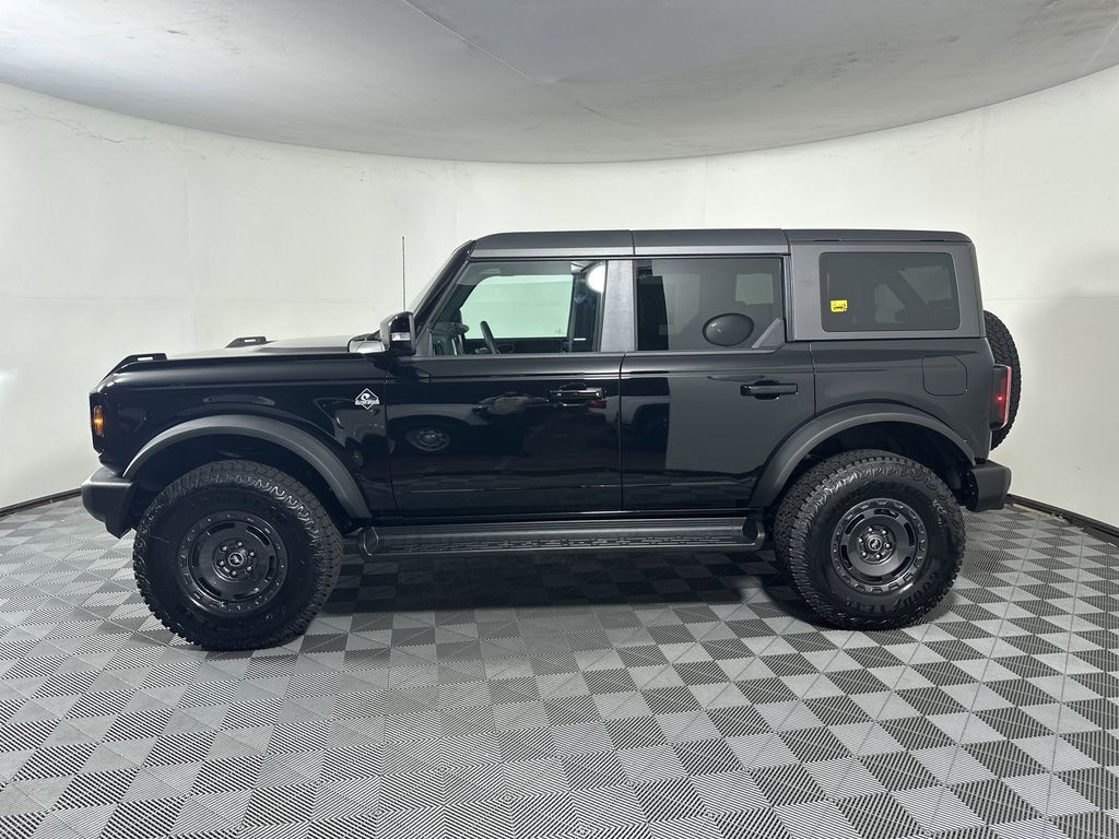 New 2025 Ford Bronco Outer Banks SUV