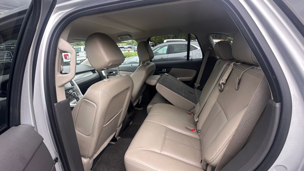 2013 Ford Edge SEL photo 3