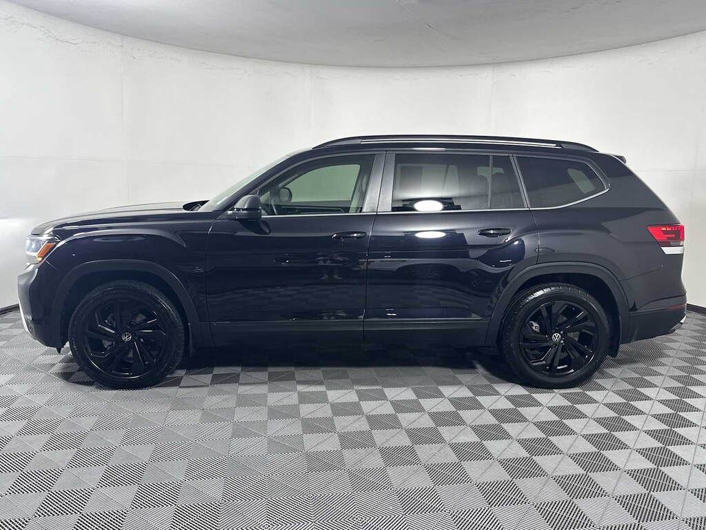 Certified 2022 Volkswagen Atlas 3.6L V6 SE w/Technology SUV