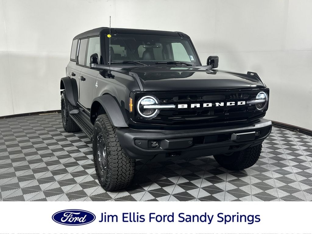 New 2025 Ford Bronco Outer Banks SUV