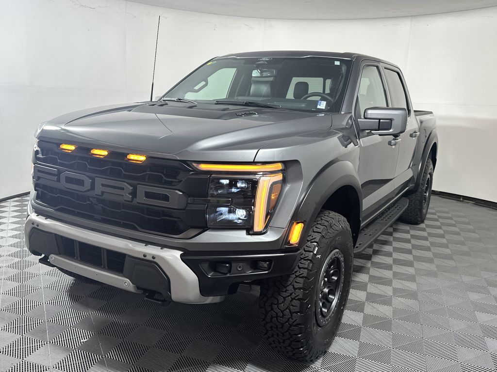 2025 Ford F-150 Raptor photo 2