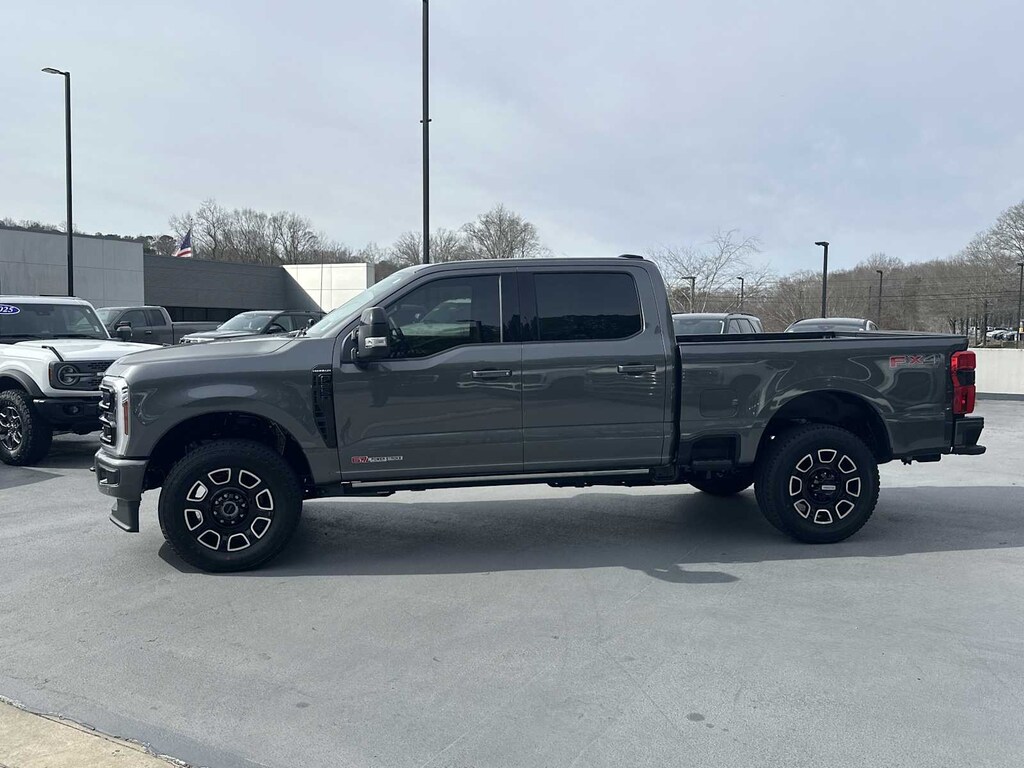 New 2026 Ford F-250 Platinum Truck Crew Cab