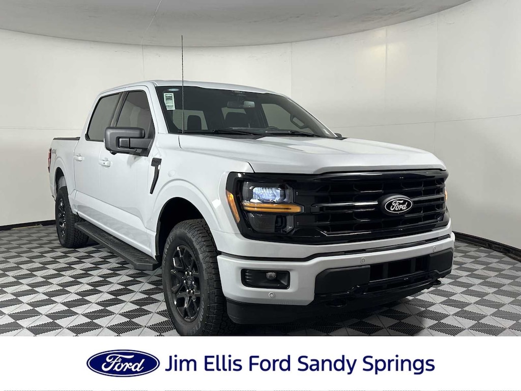 New 2025 Ford F-150 XLT Truck SuperCrew Cab