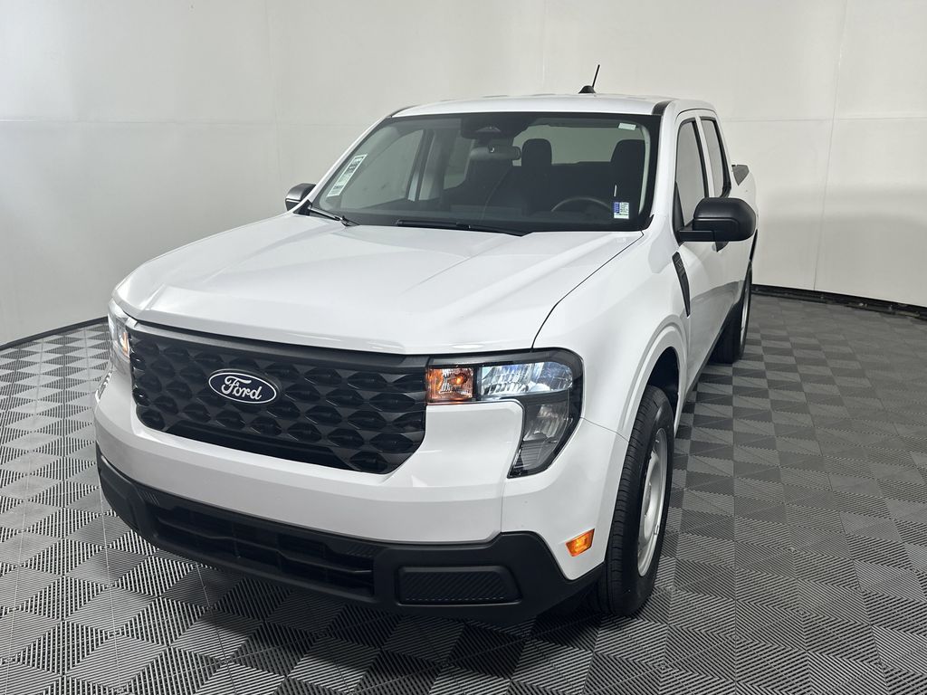 2025 Ford Maverick XL photo 3