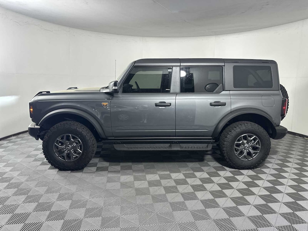 New 2025 Ford Bronco Badlands SUV