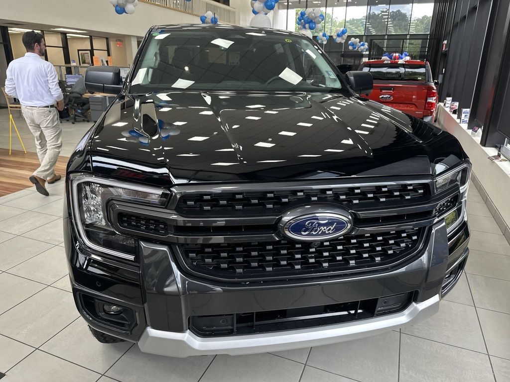 2024 Ford Ranger XLT photo 3