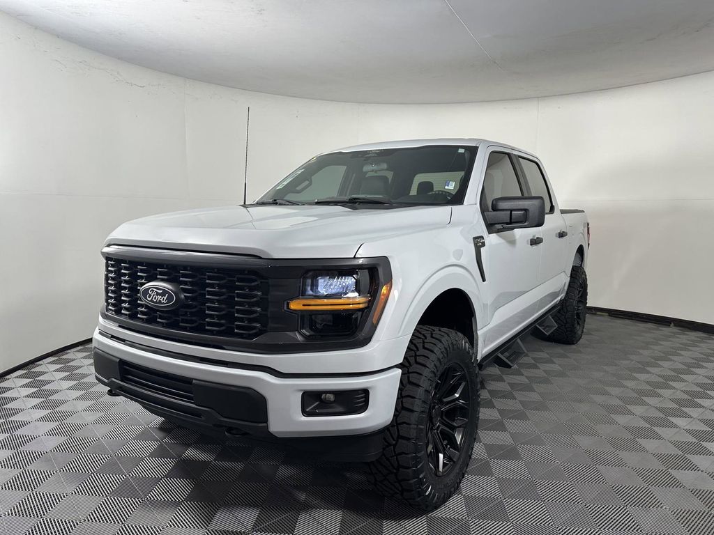 2025 Ford F-150 STX photo 4