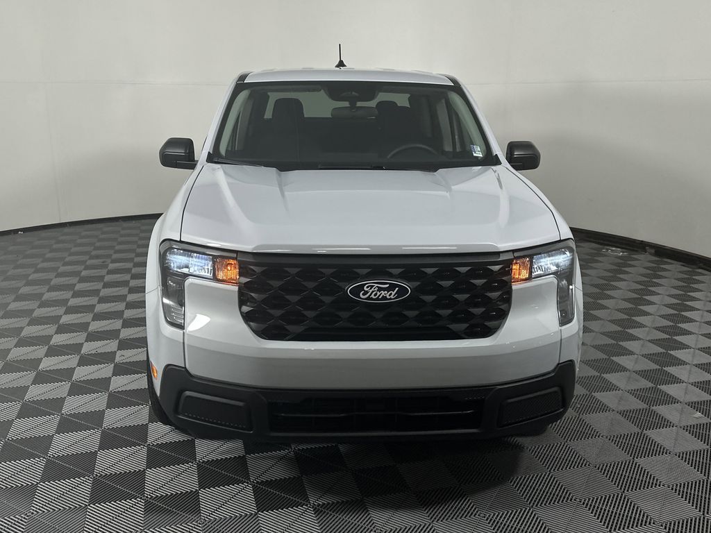 2025 Ford Maverick XL photo 2