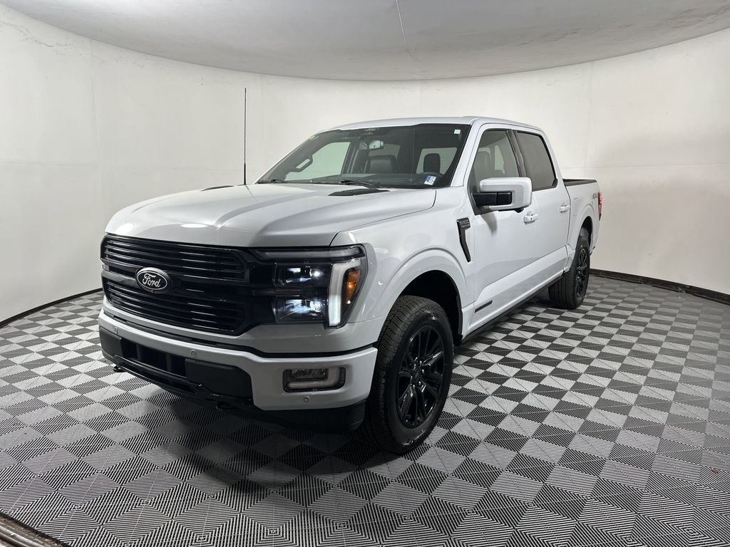 2025 Ford F-150 Platinum photo 4