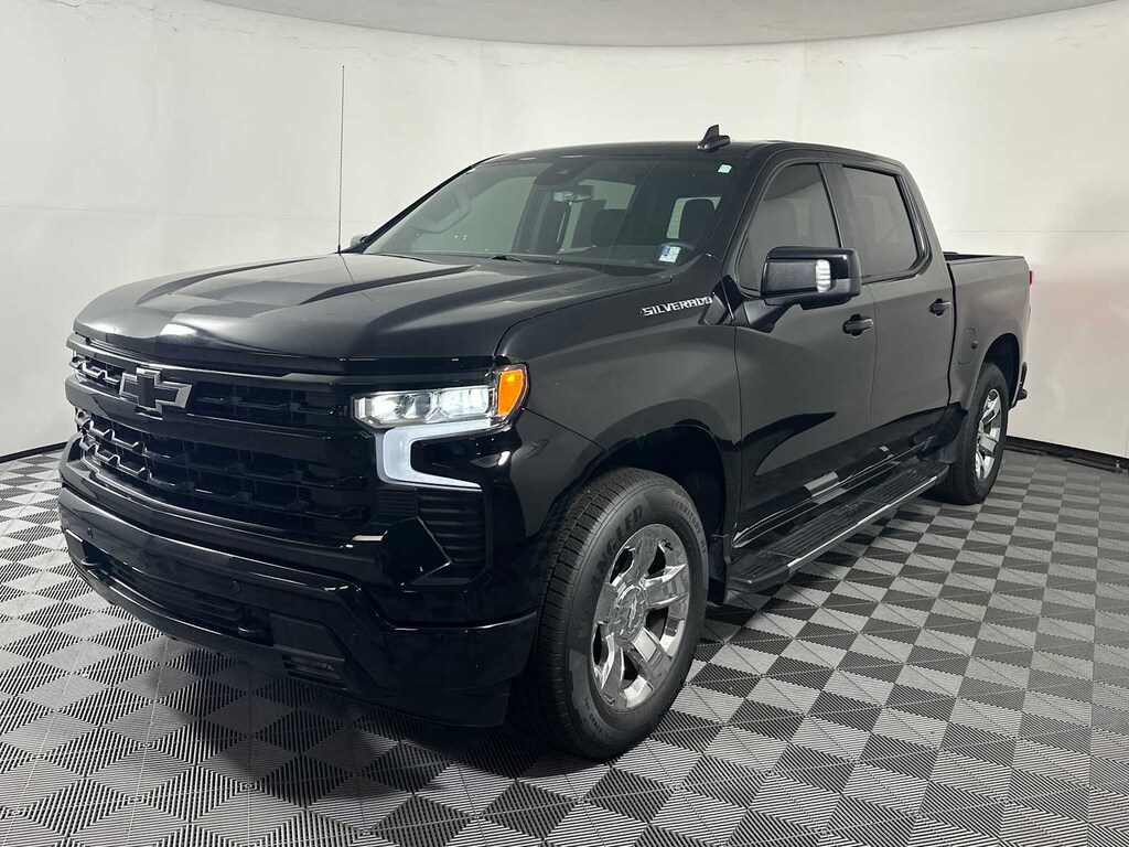 Used 2025 Chevrolet Silverado 1500 RST Truck Crew Cab
