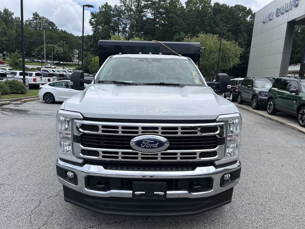 New 2025 Ford F-350 Chassis Truck Super Cab