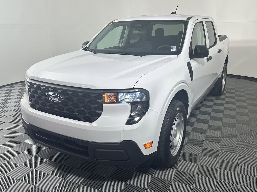New 2025 Ford Maverick XL Truck SuperCrew