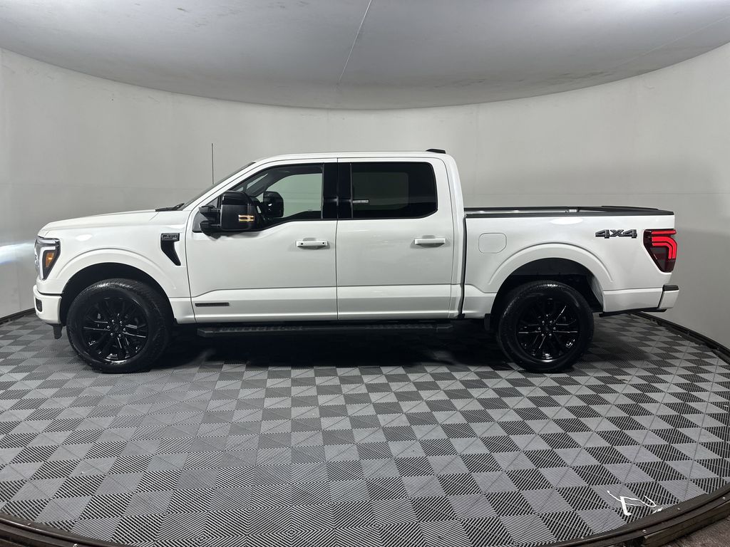 2025 Ford F-150 Lariat photo 4