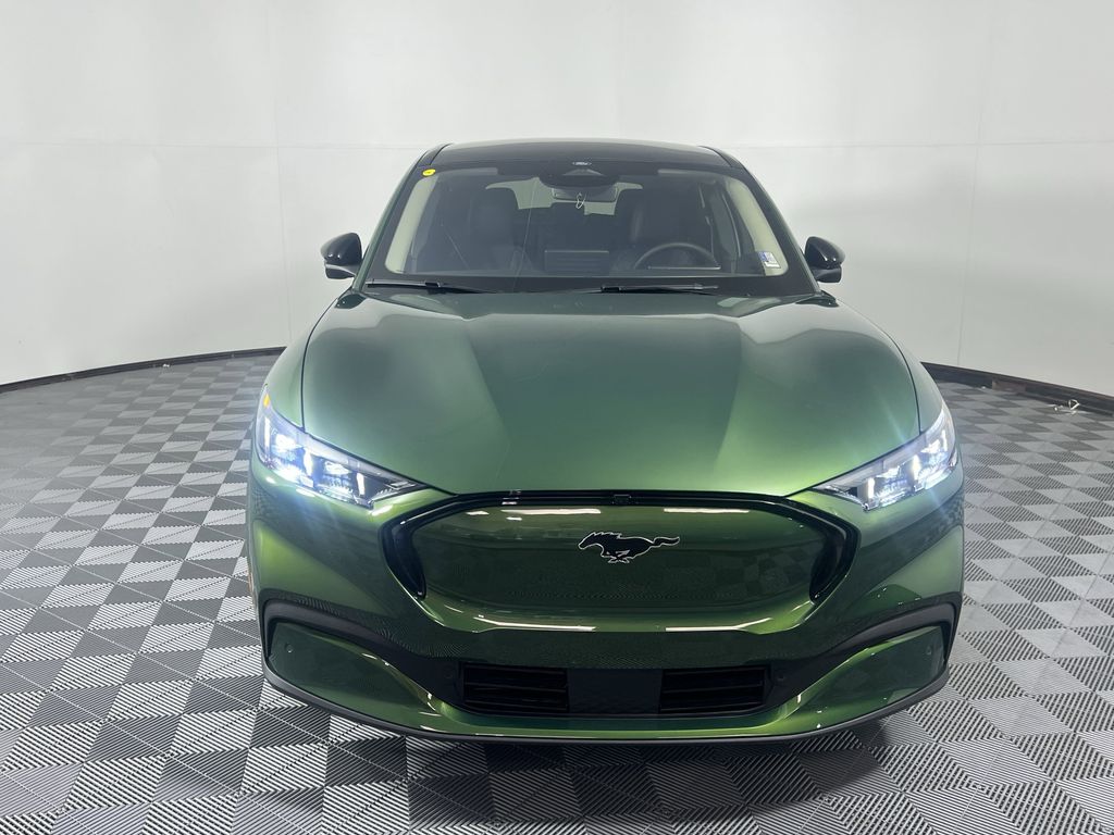 2025 Ford Mustang Mach-E Premium photo 2