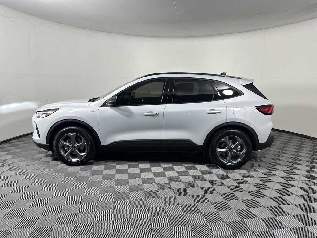 New 2026 Ford Escape ST-Line SUV