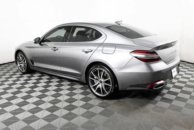 2025 GENESIS G70 Standard - Photo 3