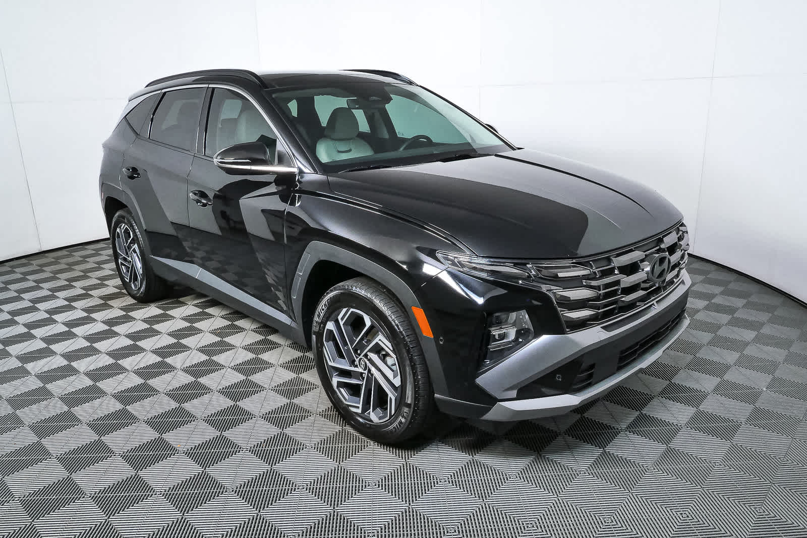 2025 Hyundai Tucson Hybrid