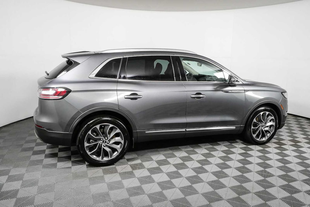 Used 2022 Lincoln Nautilus Reserve SUV