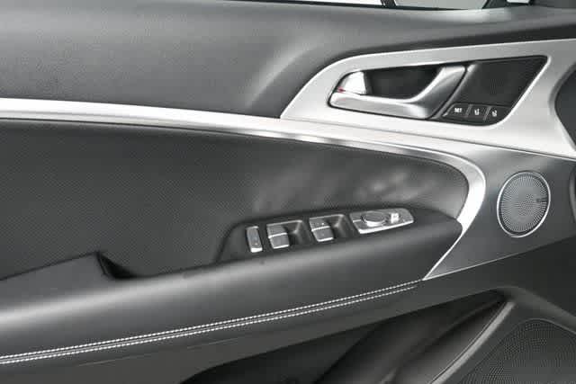 2026 GENESIS G70 Prestige - Photo 18