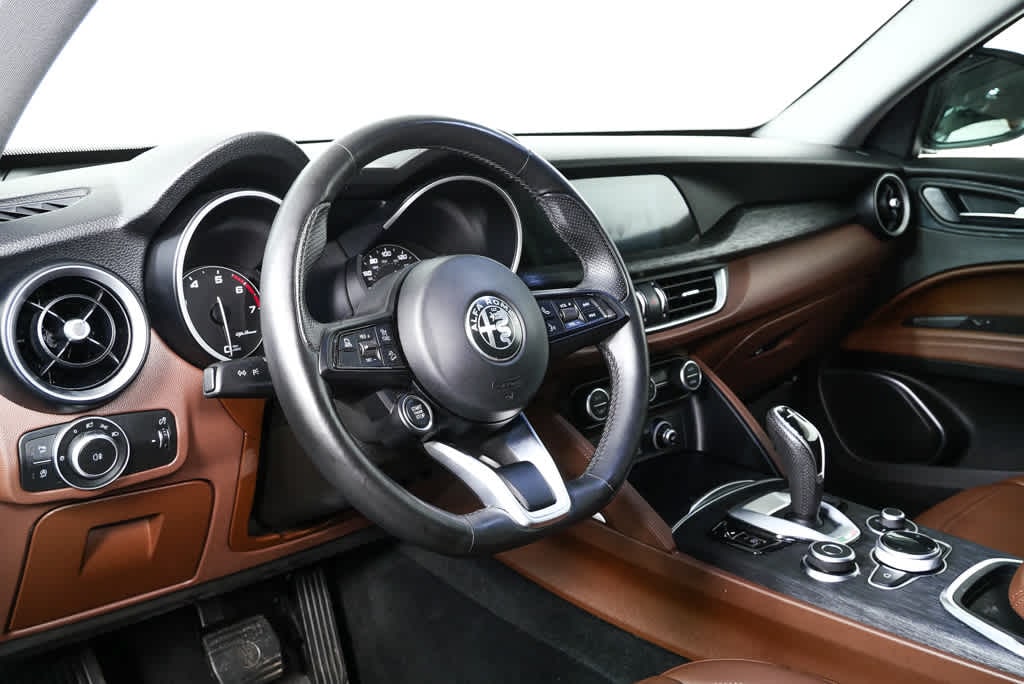 Used 2021 Alfa Romeo Stelvio RWD