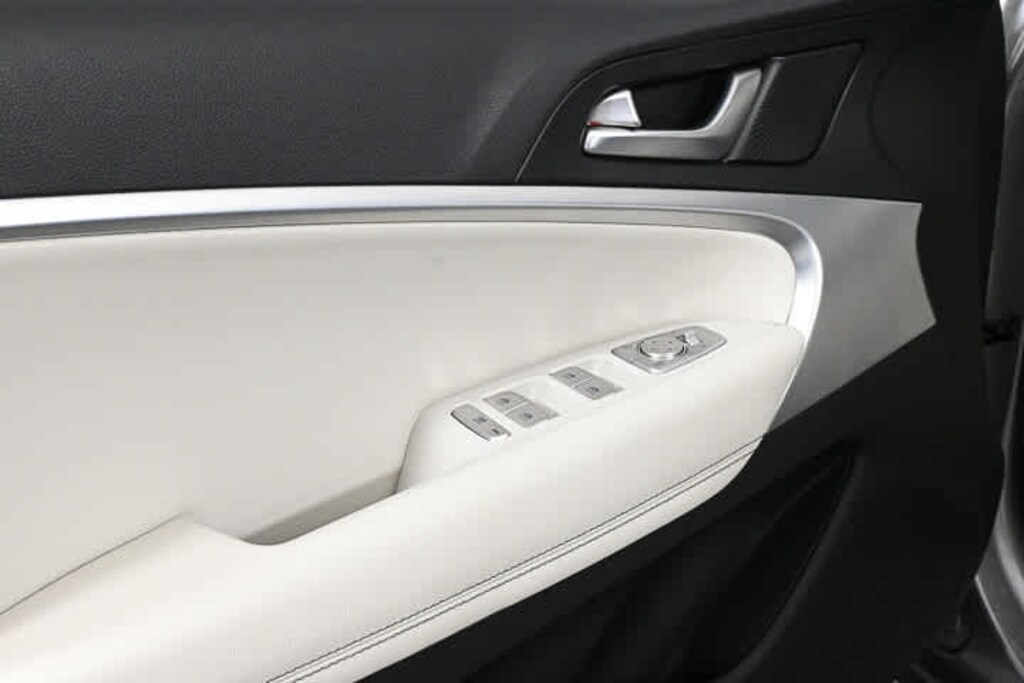 Certified 2025 Genesis G70 2.5T Sedan