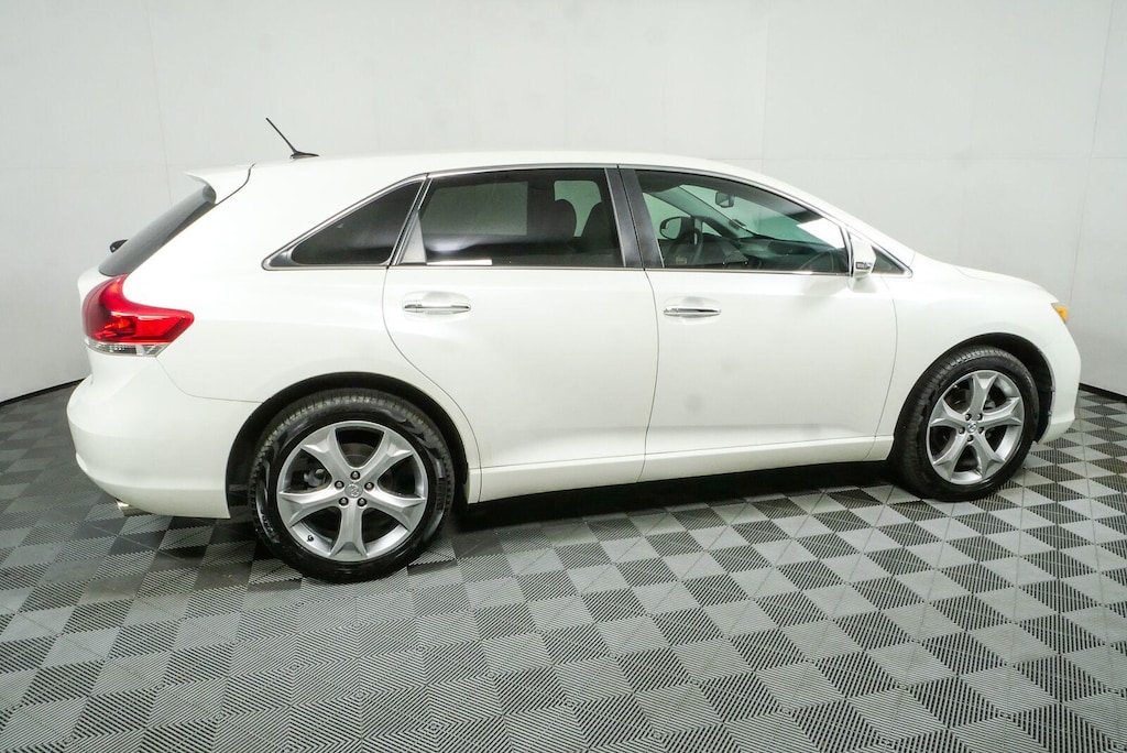 Used 2014 Toyota Venza XLE SUV