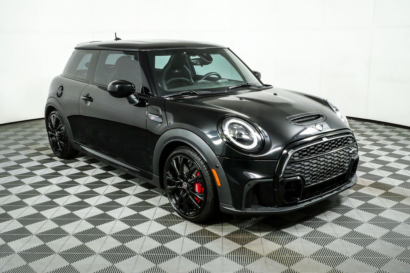 2024 MINI Hardtop 2 Door