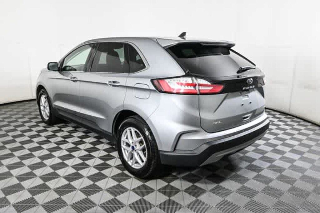 Used 2022 Ford Edge SEL AWD