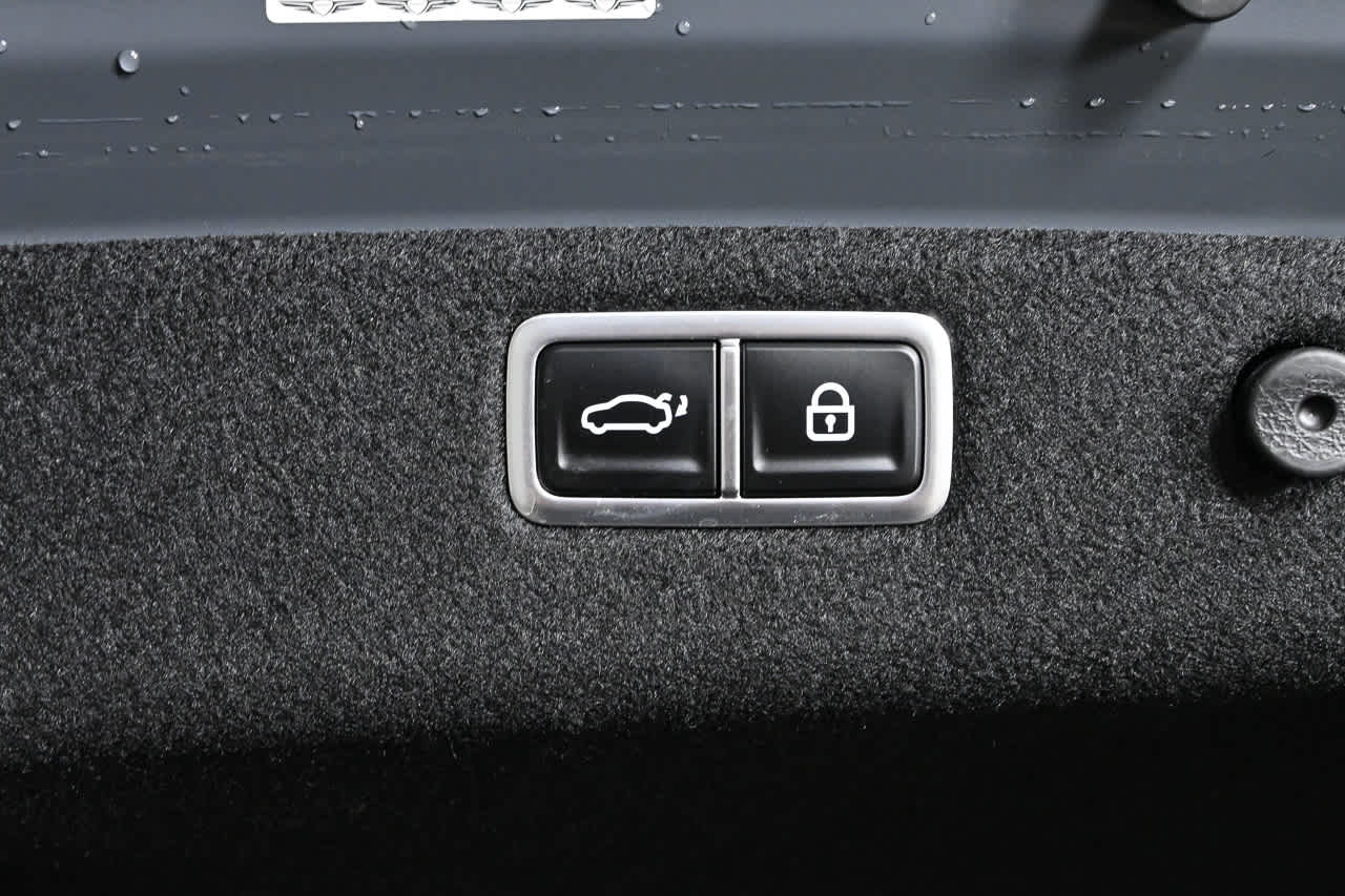 2025 GENESIS G70 Sport Advanced - Photo 32