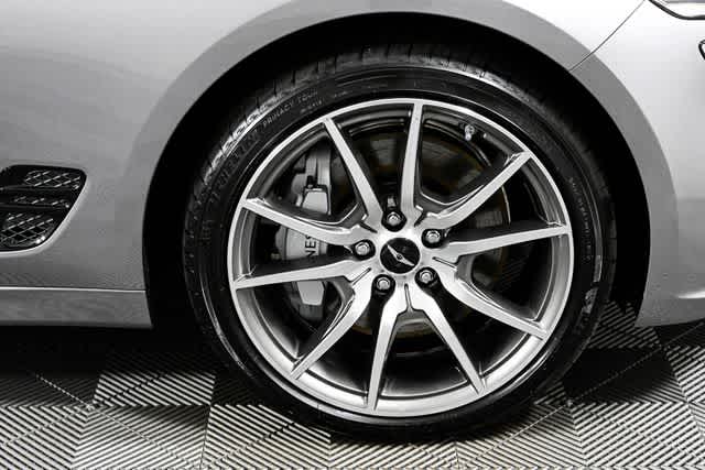 2025 GENESIS G70 Standard - Photo 11