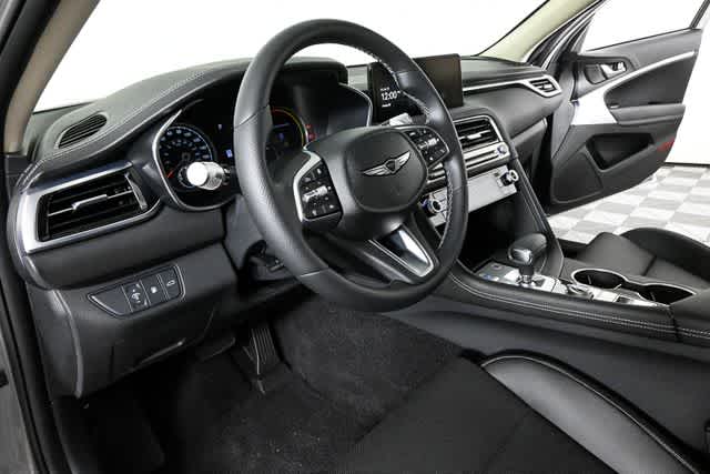 2025 GENESIS G70 Standard - Photo 14